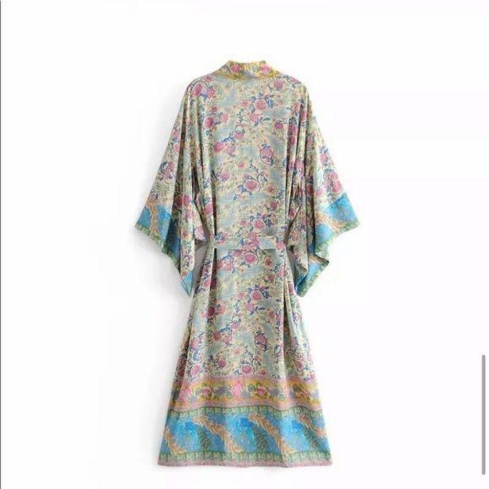 Luxe Bohemian Gypsy Print Kimono Wrap CoverUp - Picture 9 of 11